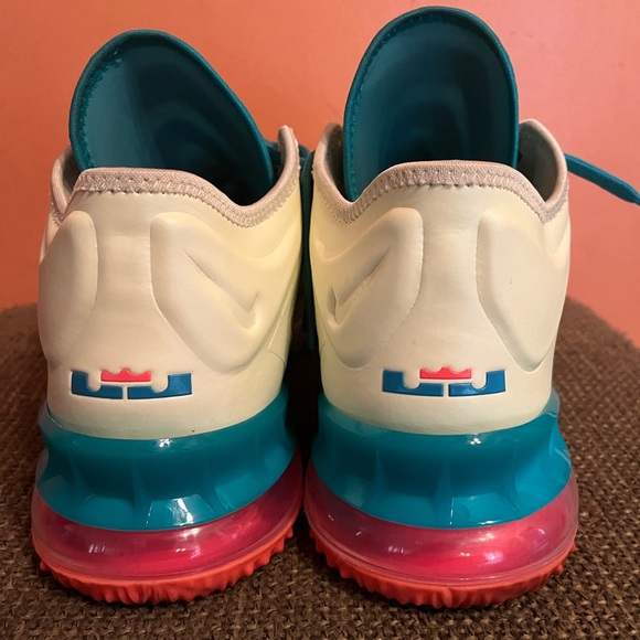 Nike LeBron Men’s size 12 - Picture 6 of 10